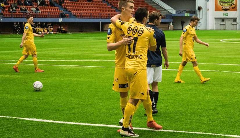 德甲铁壁迎奥超狂徒！弗赖堡主场生死战：定位球破局，残阵客军难续命